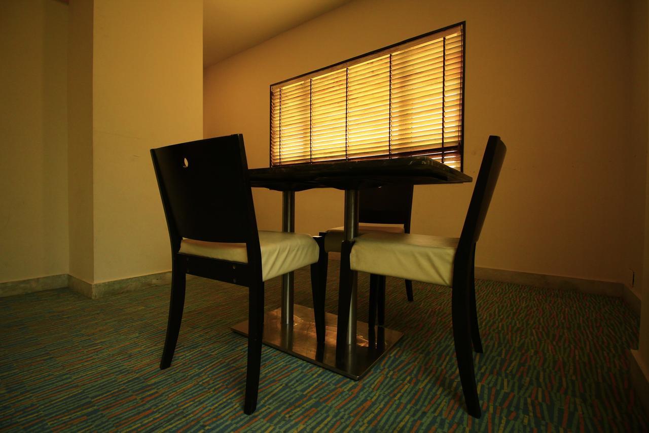 Hotel Siesta Star T. Nagar à Chennai Extérieur photo