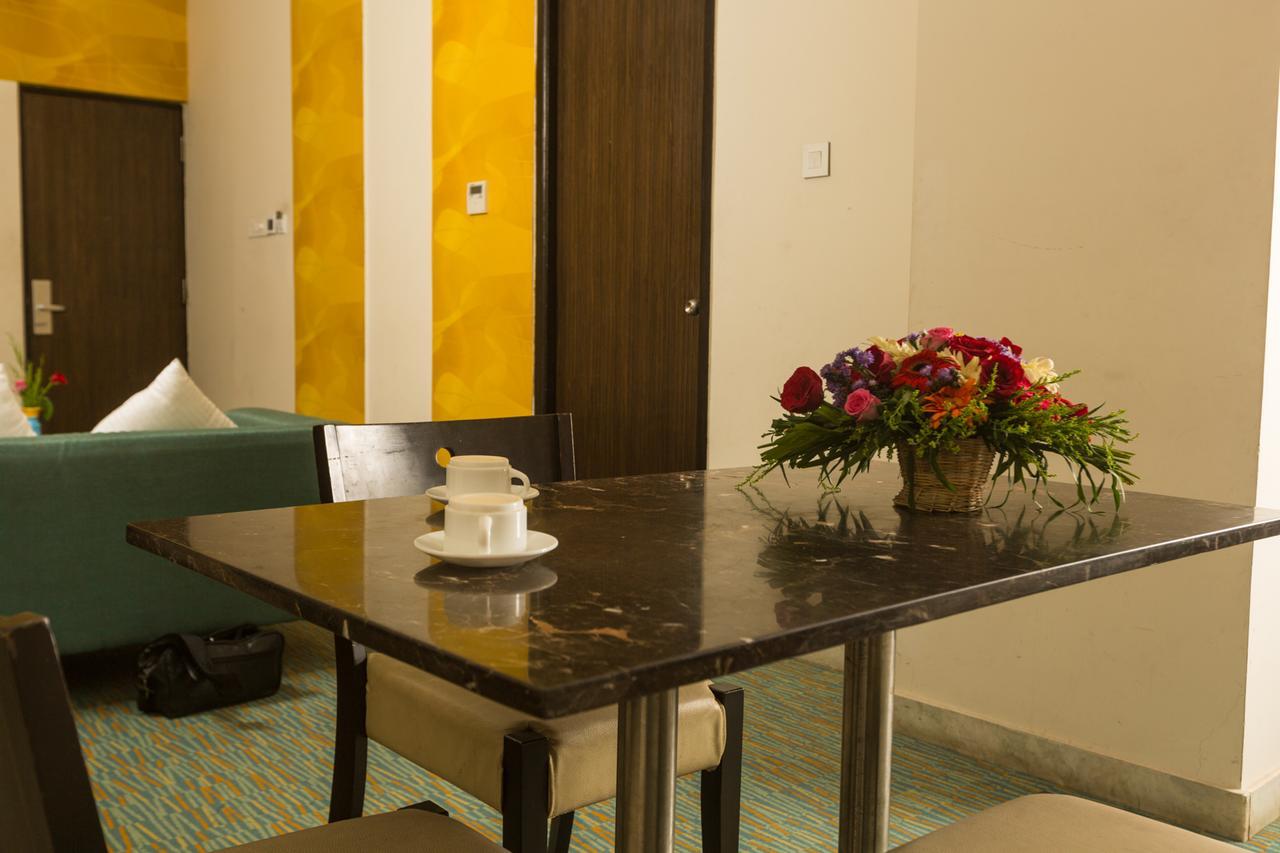 Hotel Siesta Star T. Nagar à Chennai Extérieur photo