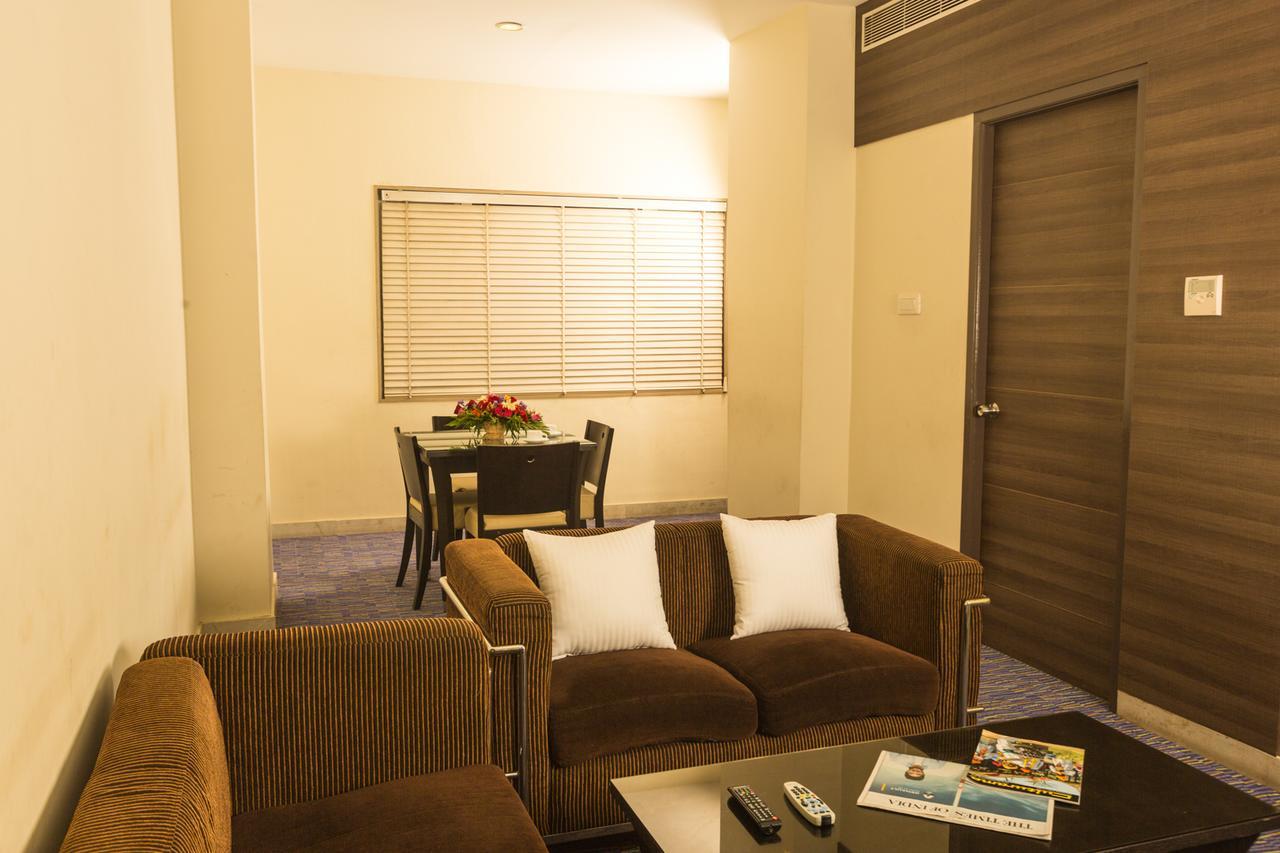 Hotel Siesta Star T. Nagar à Chennai Extérieur photo