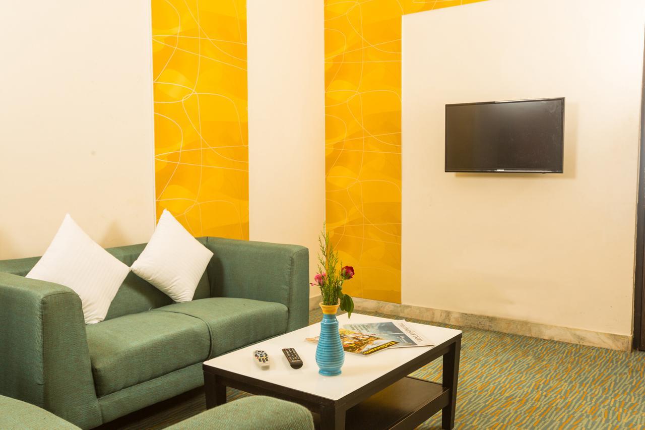 Hotel Siesta Star T. Nagar à Chennai Extérieur photo