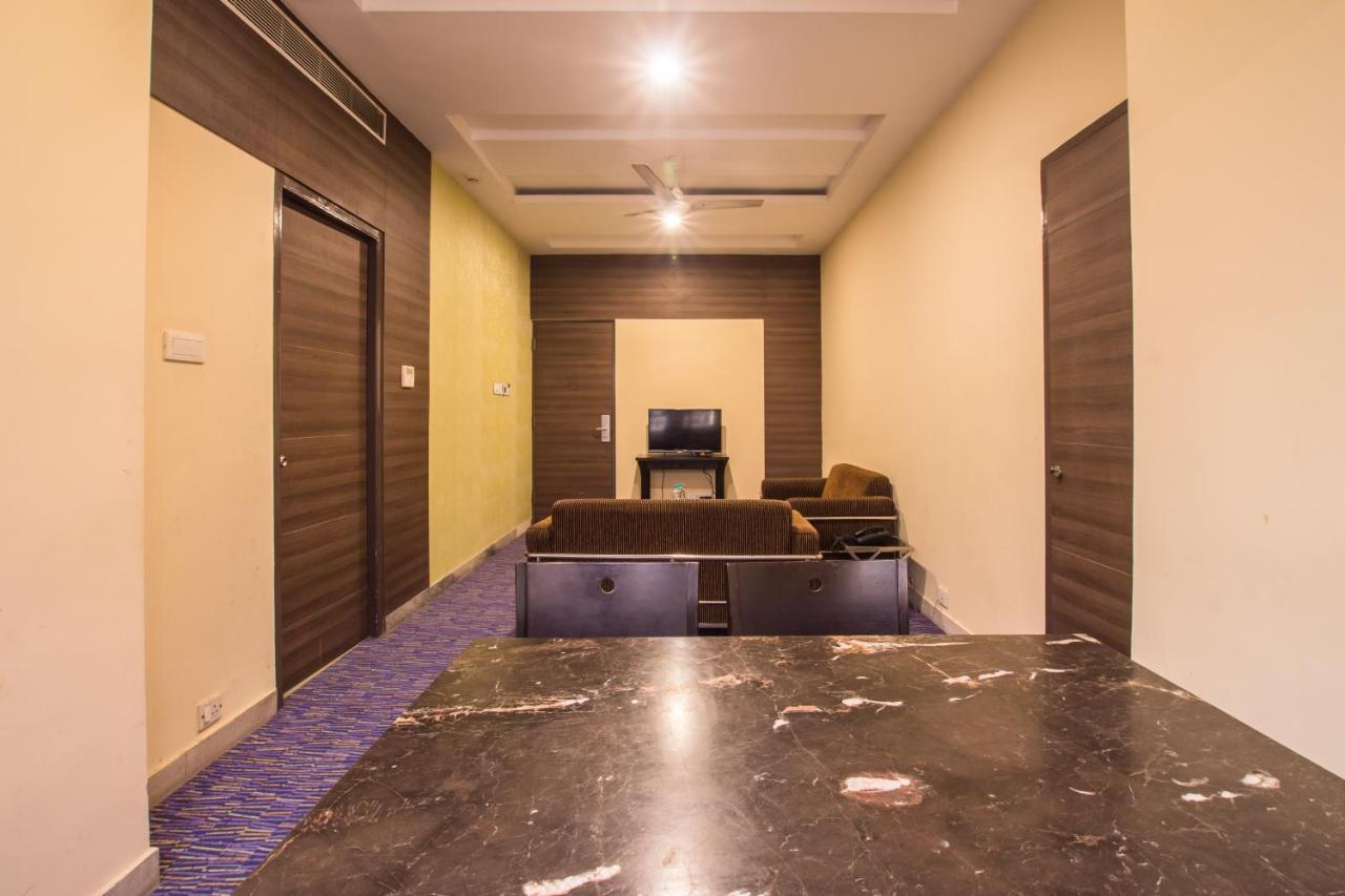 Hotel Siesta Star T. Nagar à Chennai Extérieur photo